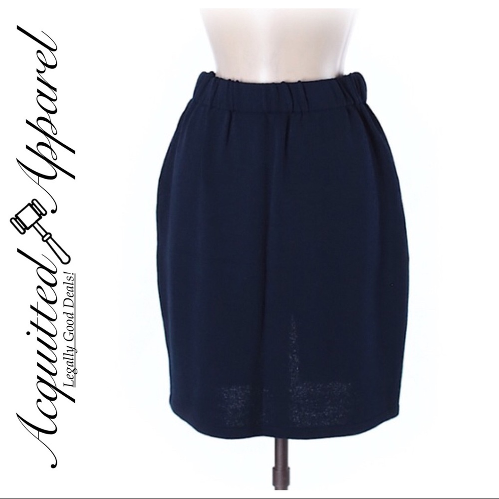 St. John Couture Navy Blue Sweater Material Skirt